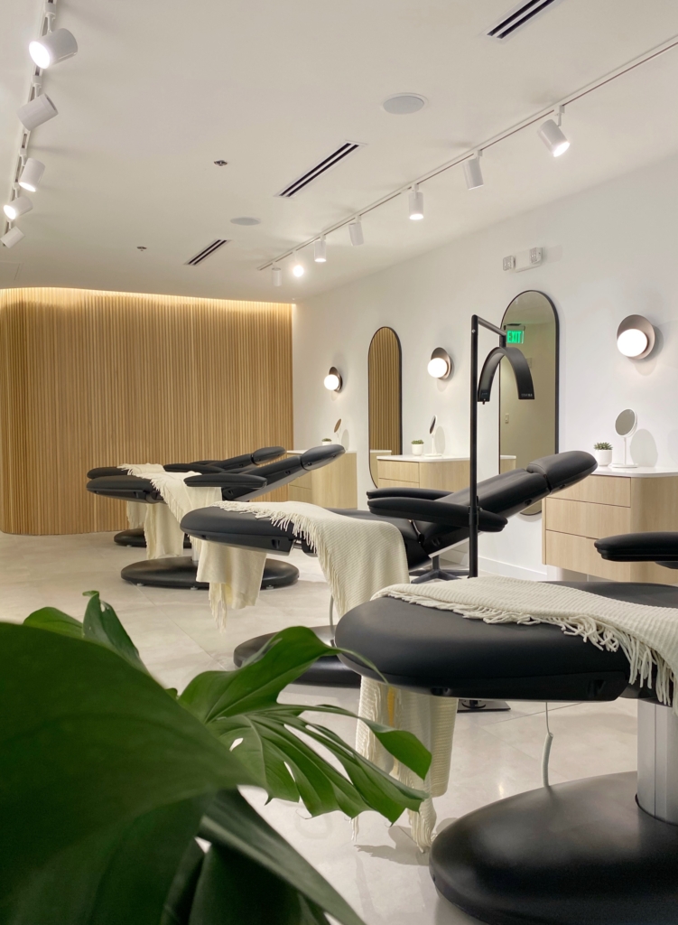 Studio 3D Brows CocoWalk — imagen 3