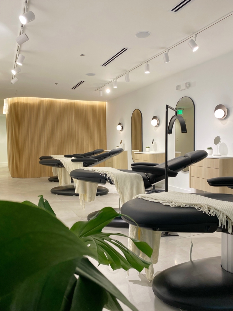 Studio 3D Brows CocoWalk — imagen 4