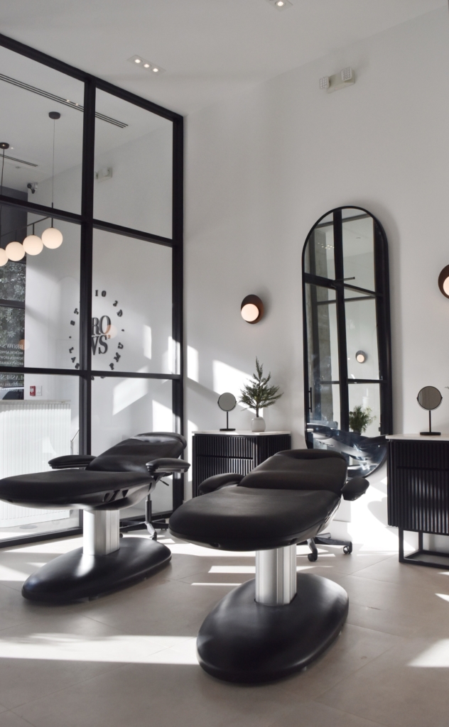 Studio 3D Brows Aventura — imagen 5